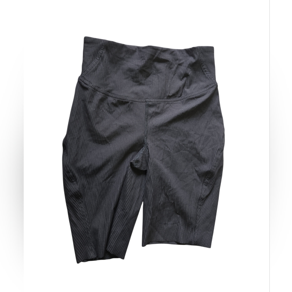 Lululemon Ribbed High-Rise Biker Shorts – Black | Size 4